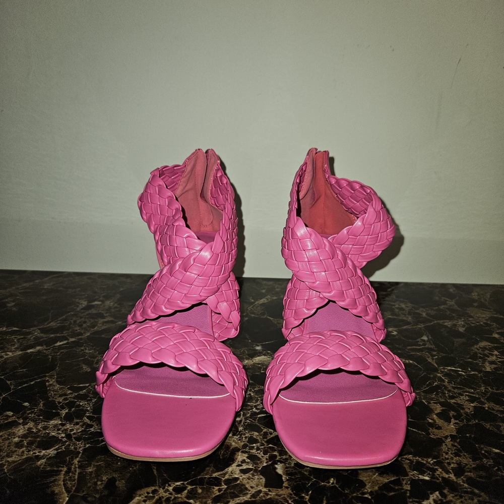 Made of Braid Hot Pink Strappy Sandals❤️- 9M - Picture 3 of 6